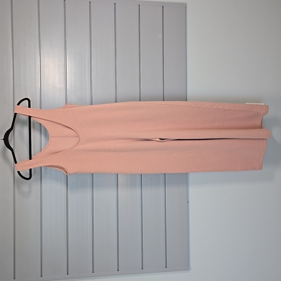 Old Navy Relaxed Scoop-Back Lounge Jumpsuit 28" Inseam - Picture 4 of 12